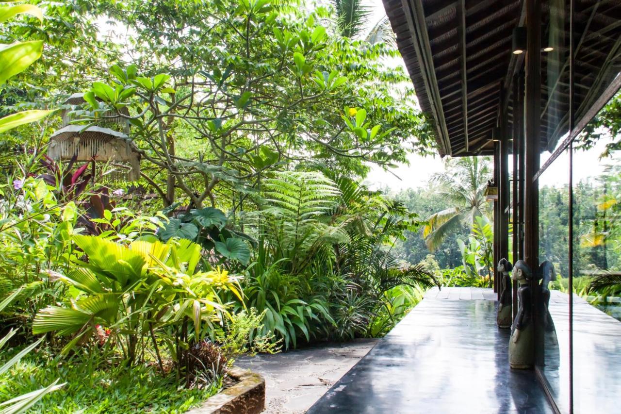 Villa Mahadevi Jungle Retreat Joglo 1 Ubud  Exterior photo